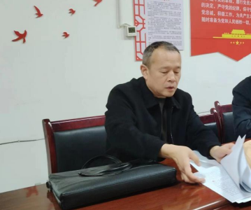 阿勒泰地律师